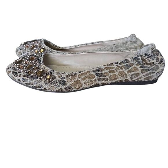 Adrienne Vittadini Womens Sz 6.5 Tan Cream Giraffe Print Rhinestone Ballet Flats - Picture 1 of 7